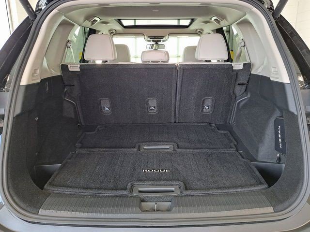 Used 2023 Nissan Rogue SL AWD/4WD image 25