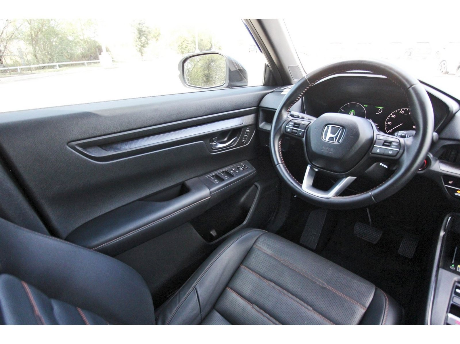 Used 2025 Honda CR-V Sport-L image 9