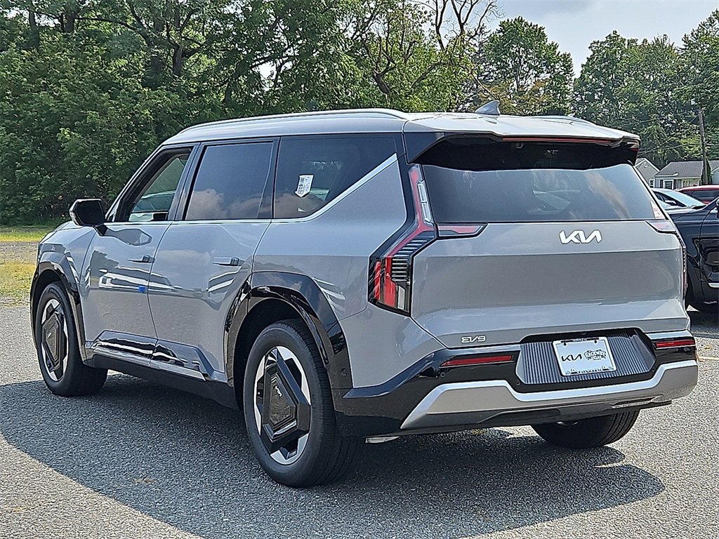 New 2026 Kia EV9 Land image 4
