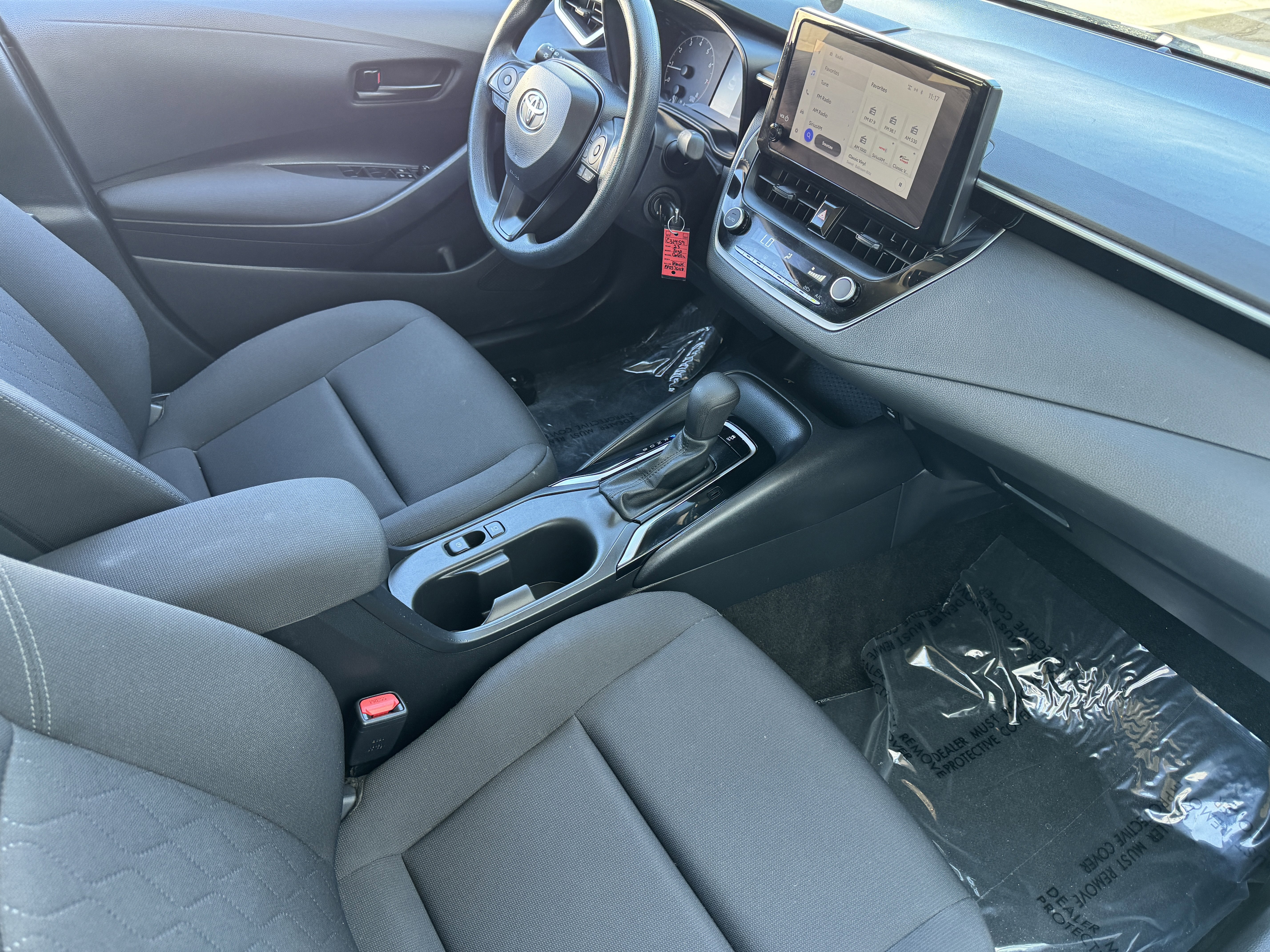 Used 2023 Toyota Corolla LE image 21