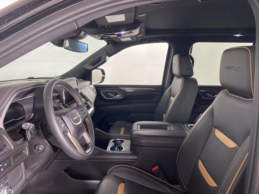 Used 2024 GMC Yukon AT4 AWD/4WD image 15