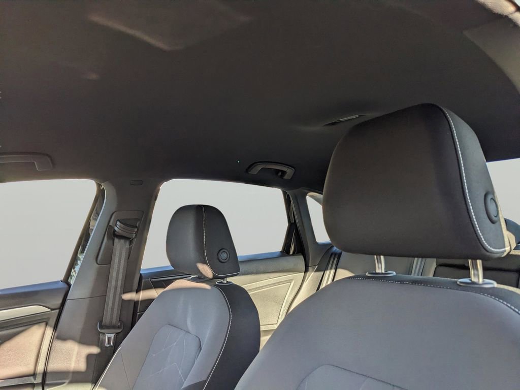 Used 2025 Volkswagen Jetta Sport image 17