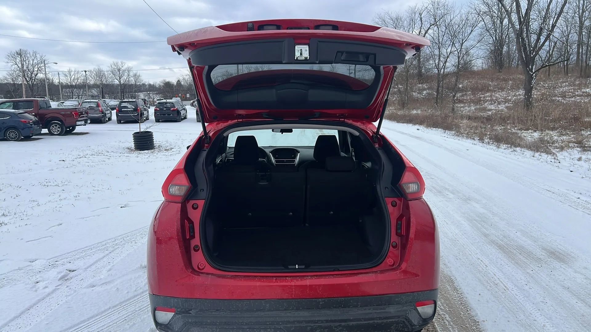 Used 2020 Mitsubishi Eclipse Cross ES image 9