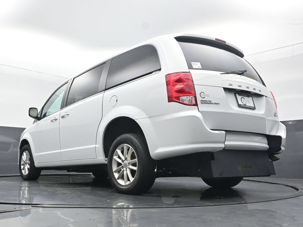 Used 2019 Dodge Grand Caravan SXT FWD image 44