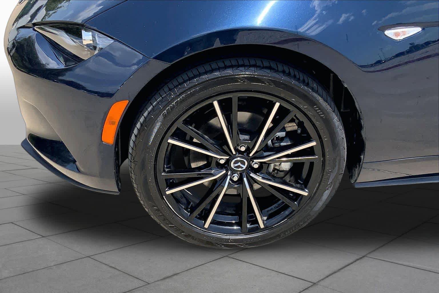 Certified 2025 MAZDA MX-5 Miata RF Grand Touring RWD image 10