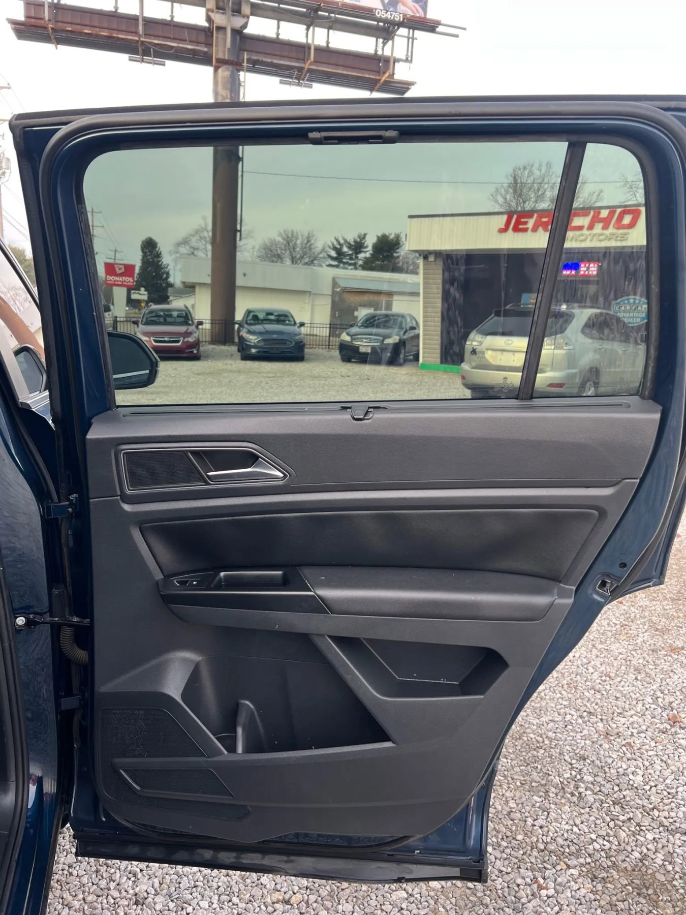 Used 2019 Volkswagen Atlas SE image 16