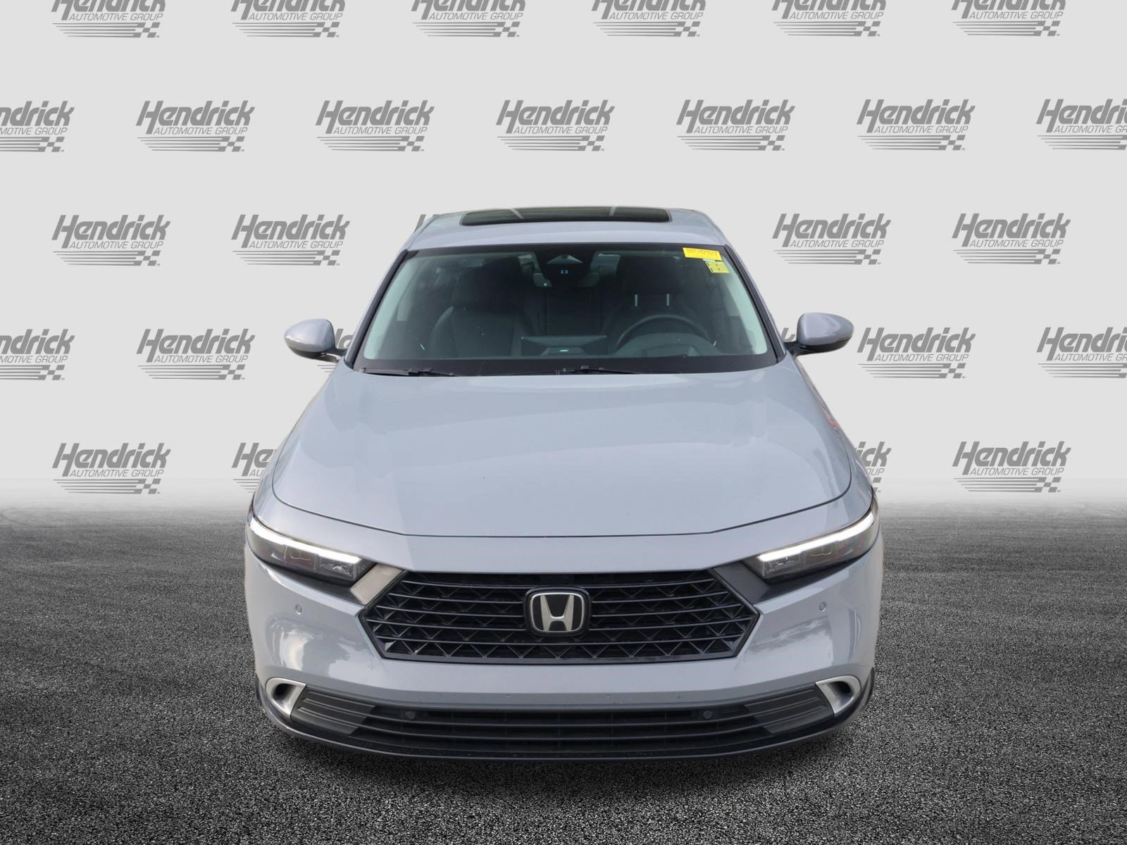 Used 2023 Honda Accord Touring image 3