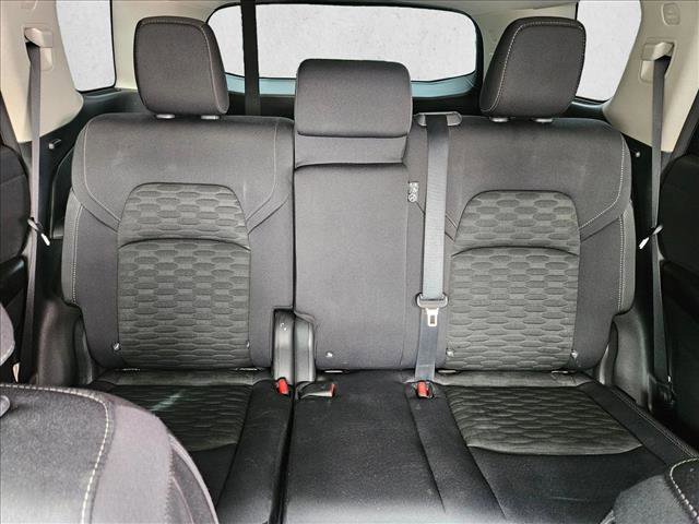 Used 2023 Nissan Pathfinder S image 17