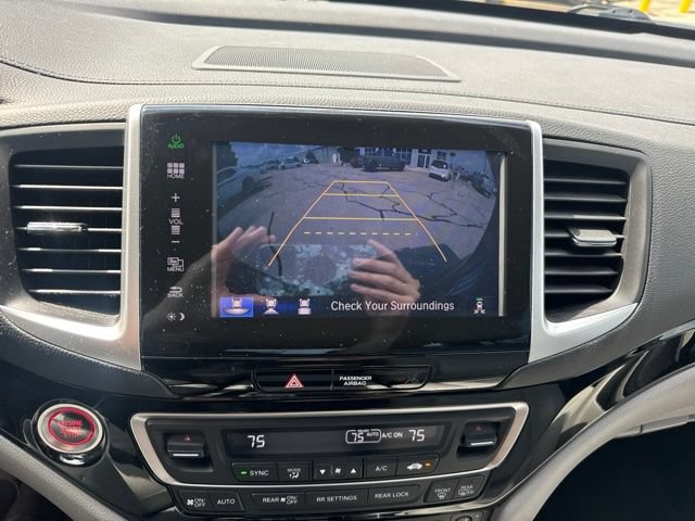 Used 2016 Honda Pilot Elite image 15