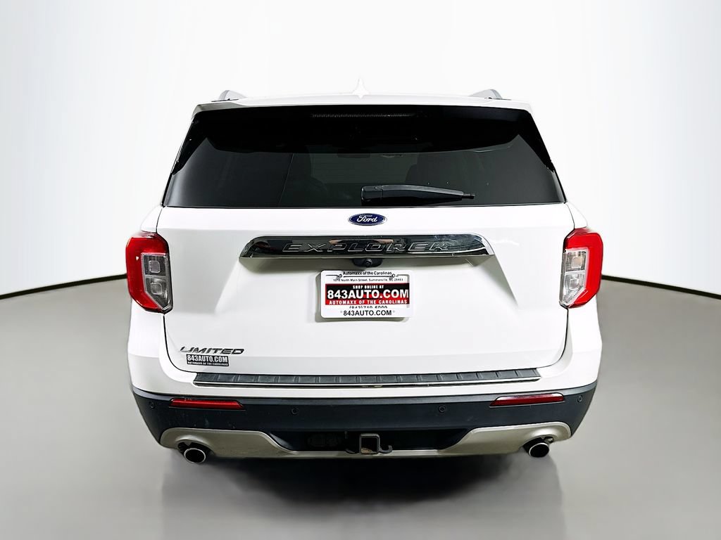 Used 2023 Ford Explorer Limited w/ Equipment Group 301A RWD image 6