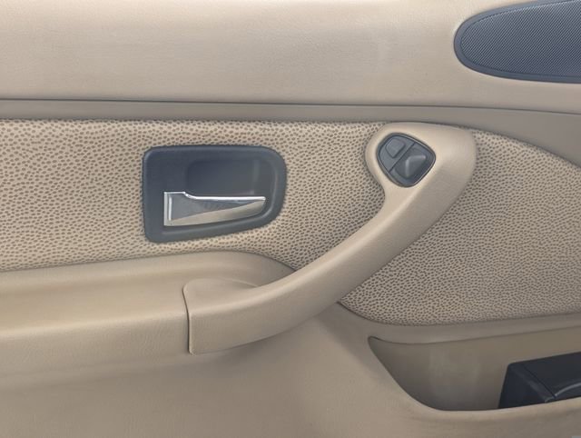 Used 1997 BMW Z3 2.8 RWD image 15