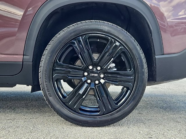 Used 2025 GMC Acadia Elevation w/ Elevation Premium Package FWD image 31