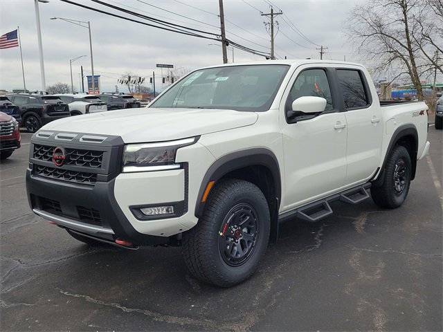 New 2026 Nissan Frontier PRO-4X w/ Pro-4x Convenience Package image 3