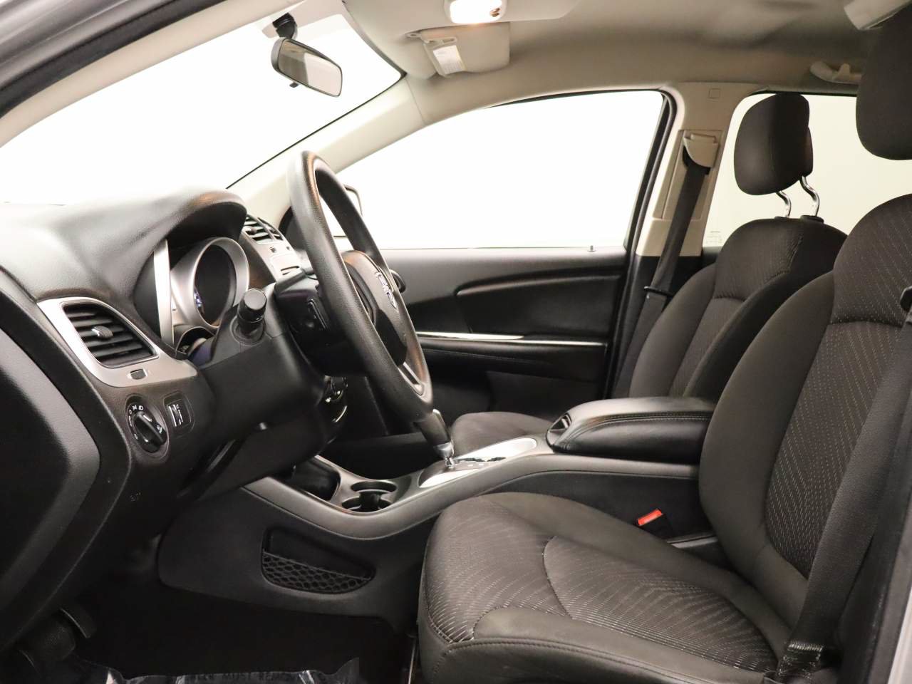 Used 2018 Dodge Journey SXT FWD image 14