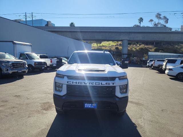 Used 2022 Chevrolet Silverado 2500 Custom w/ Custom Value Package image 3