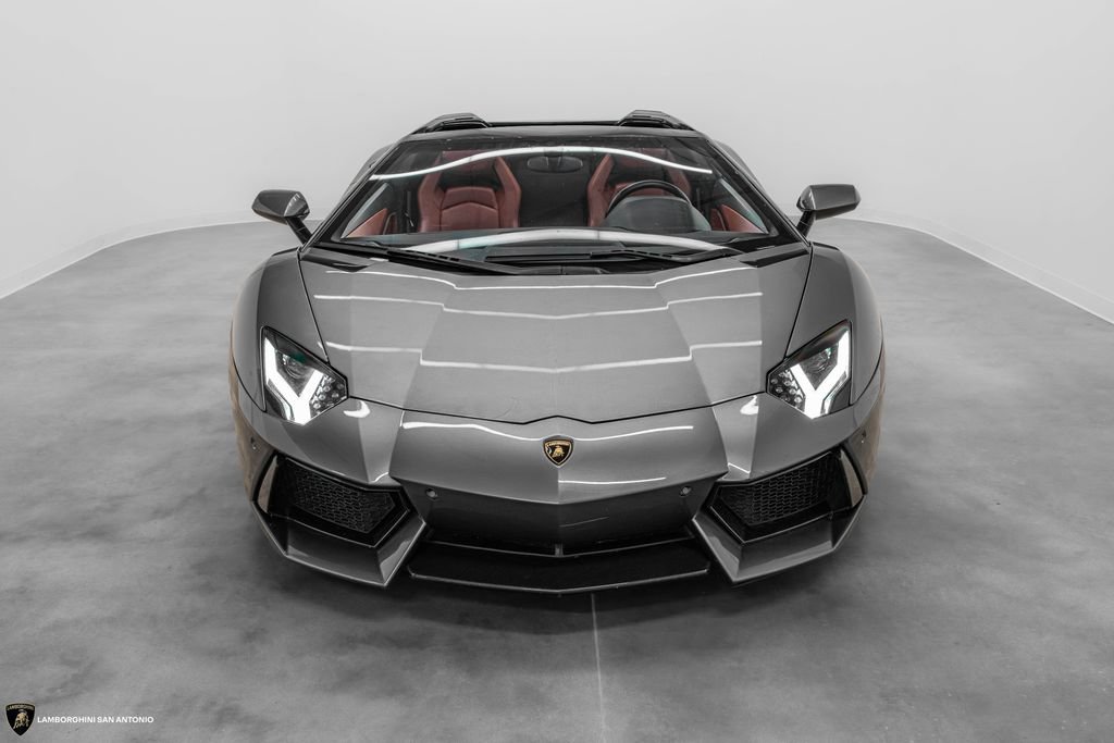 Used 2015 Lamborghini Aventador LP 700-4 AWD/4WD image 11