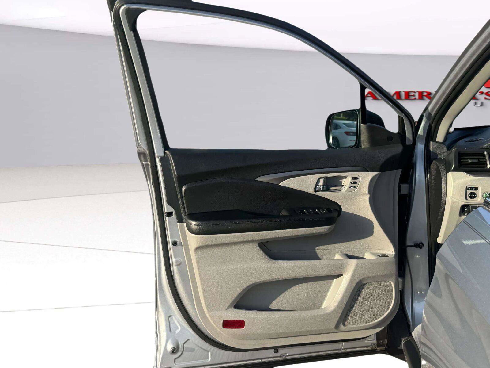 Used 2019 Honda Pilot EX-L image 17