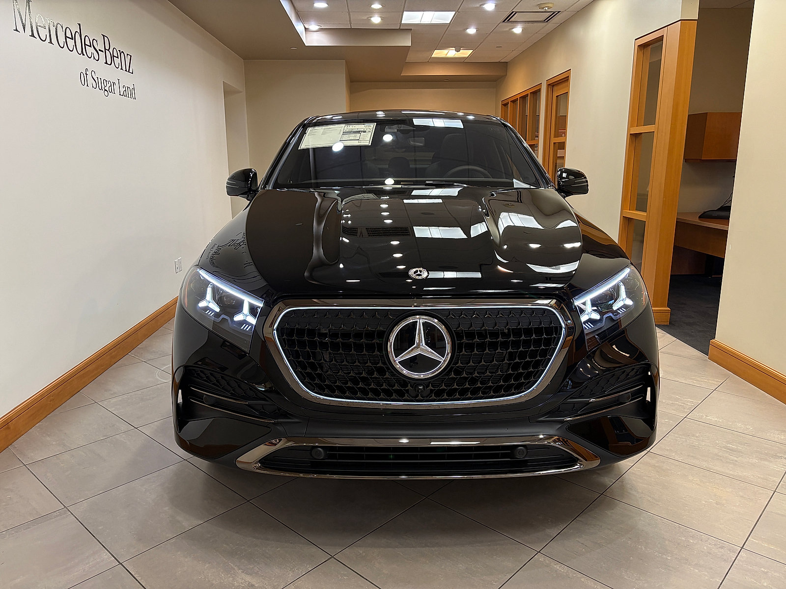 New 2027 Mercedes-Benz GLE 450 4MATIC Coupe image 2