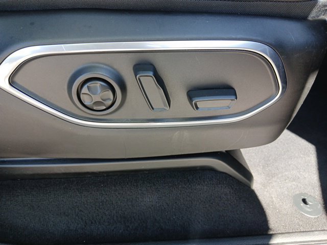 Used 2024 Jeep Wagoneer Series II AWD/4WD image 33