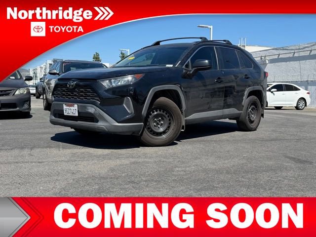 Used 2019 Toyota RAV4 LE w/ Carpet Mat Package image 2