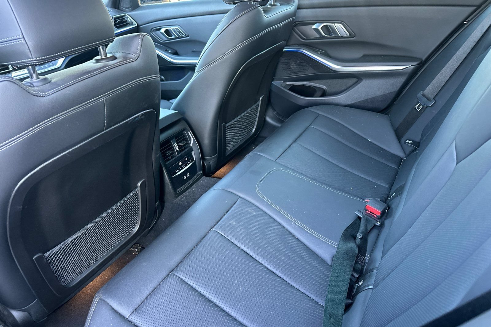 Used 2022 BMW 330i Sedan w/ Driving Assistance Package RWD image 14