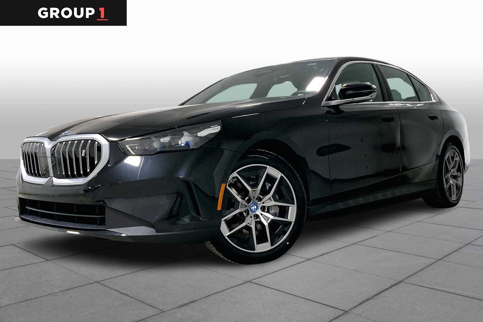 Used 2024 BMW i5 eDrive40i w/ Premium Package RWD image 1