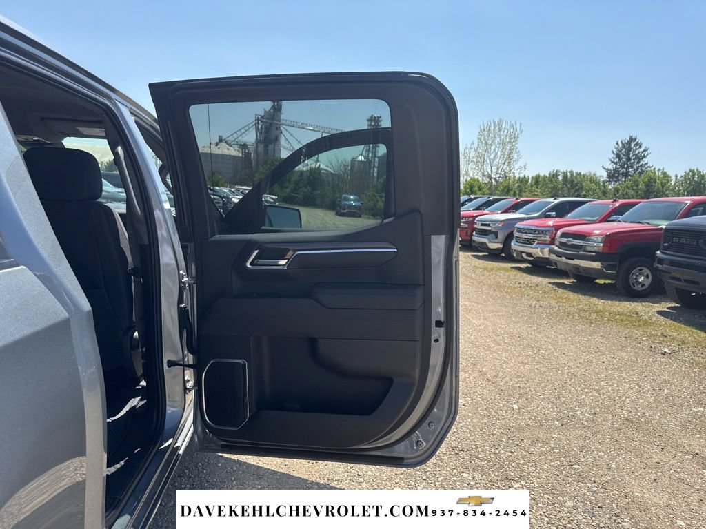 Used 2026 Chevrolet Silverado 1500 LT AWD/4WD image 24