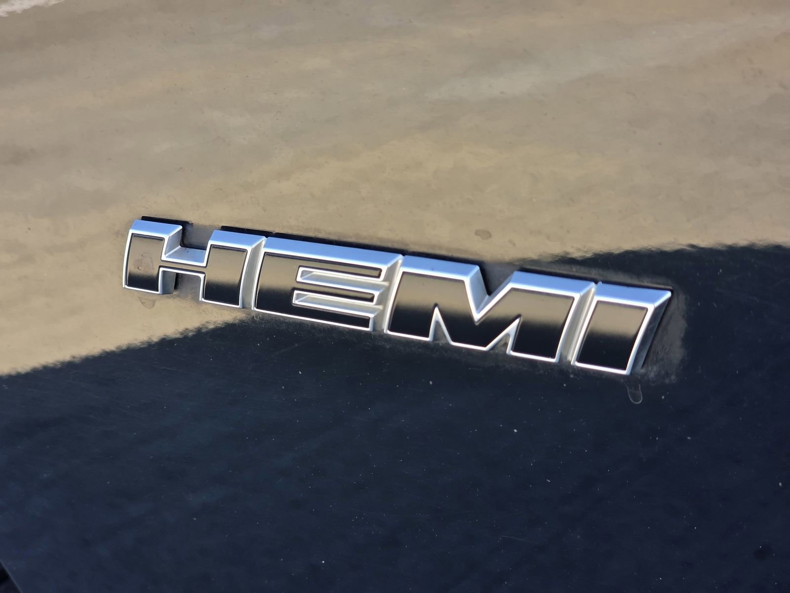 Used 2018 Dodge Charger R/T w/ Plus Group image 10