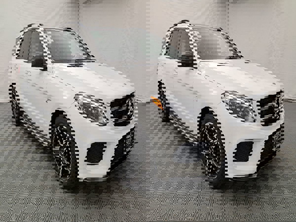 Used 2019 Mercedes-Benz GLE 43 AMG 4MATIC image 2