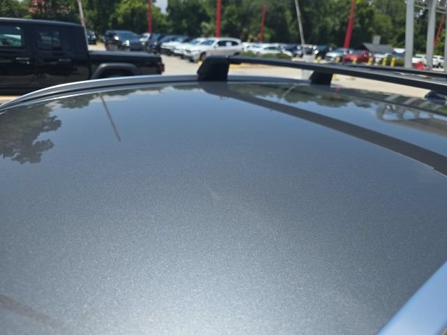 Certified 2026 Nissan Kicks SR FWD image 8