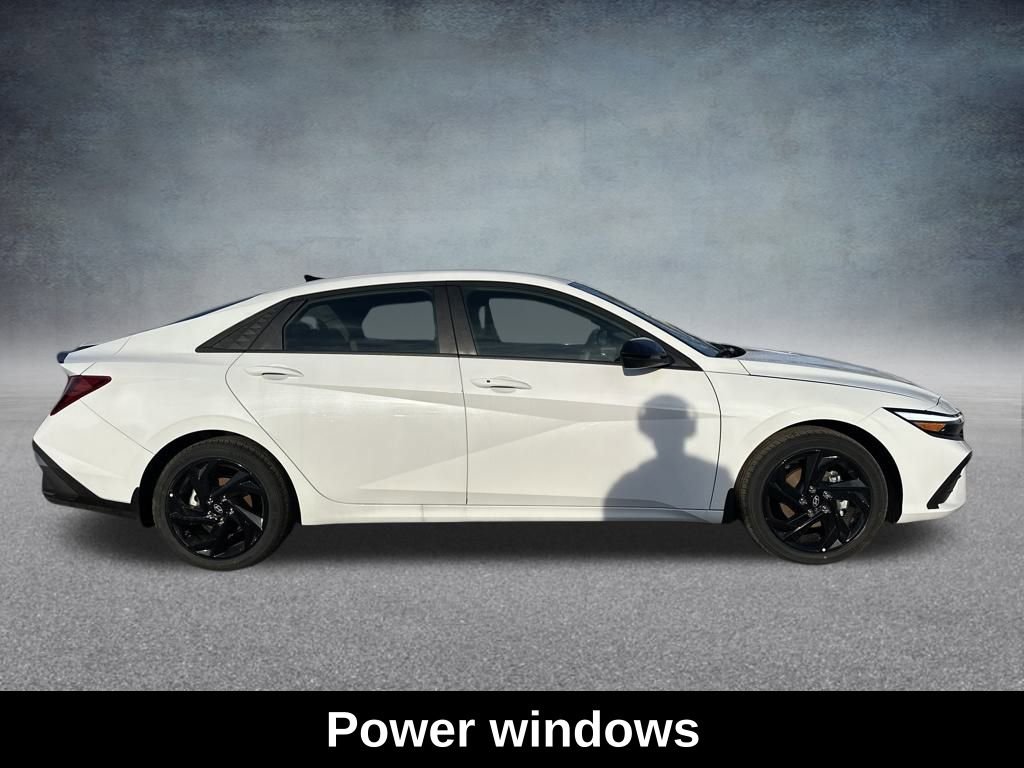 Used 2026 Hyundai Elantra Sport FWD image 6
