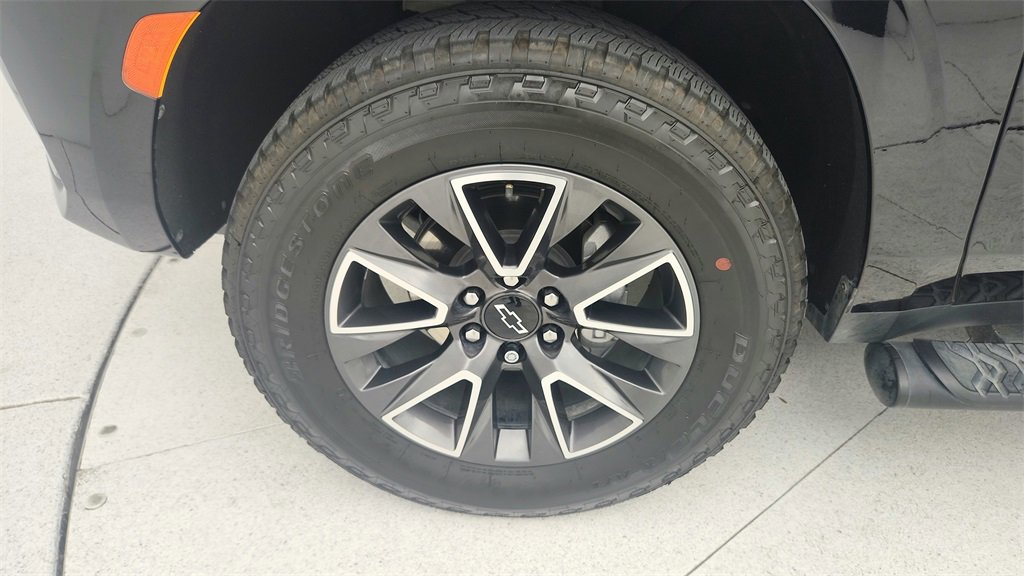 Certified 2023 Chevrolet Tahoe Z71 w/ Luxury Package image 31