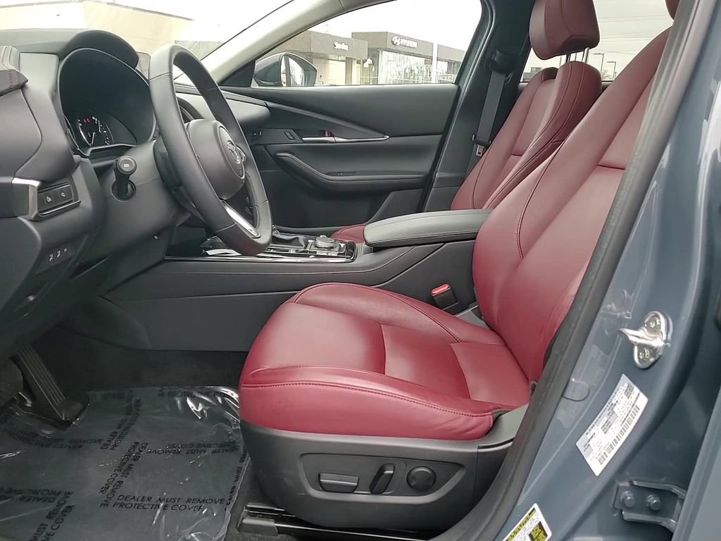 Certified 2025 MAZDA CX-30 AWD 2.5 S w/ Preferred Package image 13