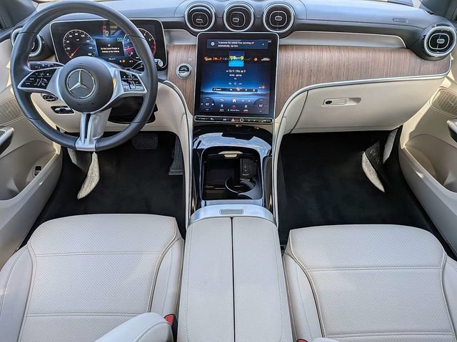 Used 2024 Mercedes-Benz GLC 300 4MATIC image 19