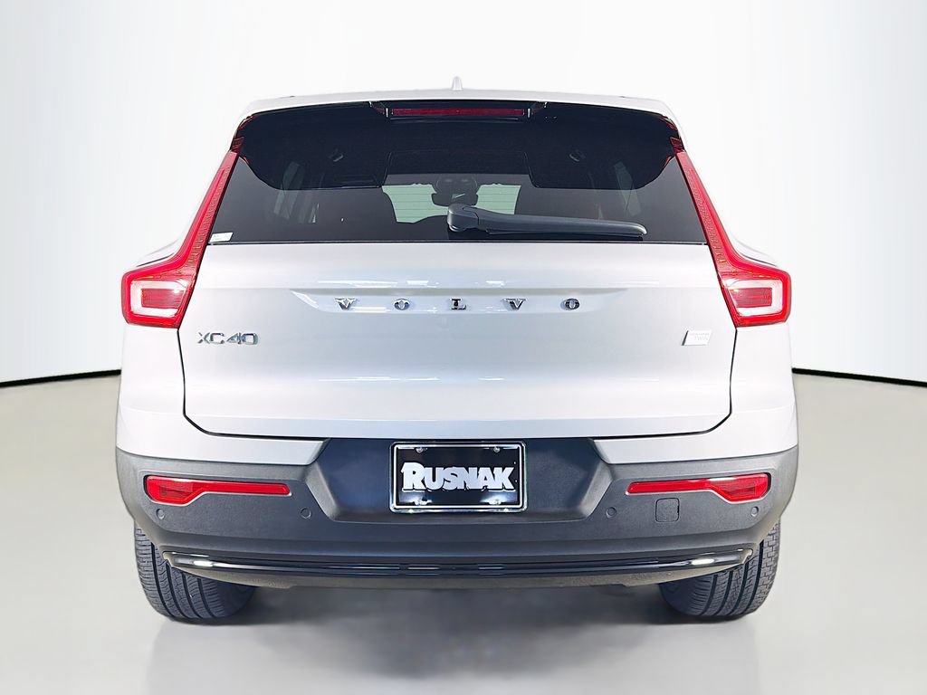 Used 2023 Volvo XC40 Recharge Ultimate w/ Protection Package Premier AWD/4WD image 6