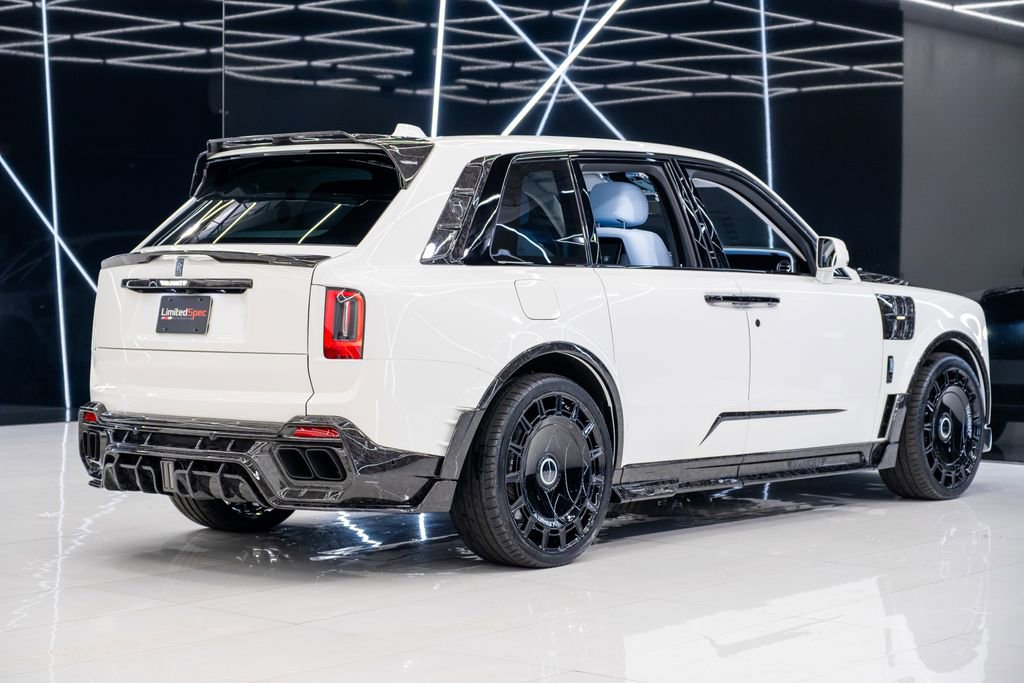 Used 2026 Rolls-Royce Cullinan AWD/4WD image 21