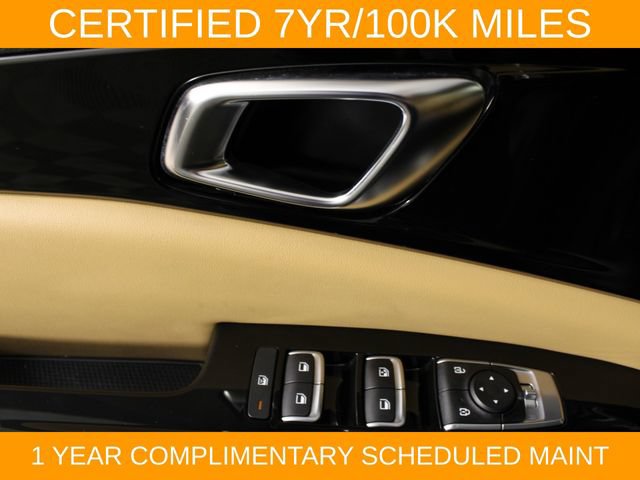 Used 2024 Kia Carnival EX FWD image 17