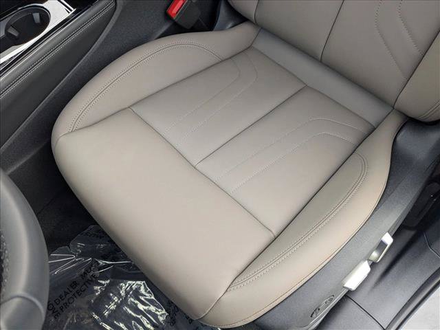 New 2026 Audi Q3 quattro 2.0T w/ Technology Package AWD/4WD image 4