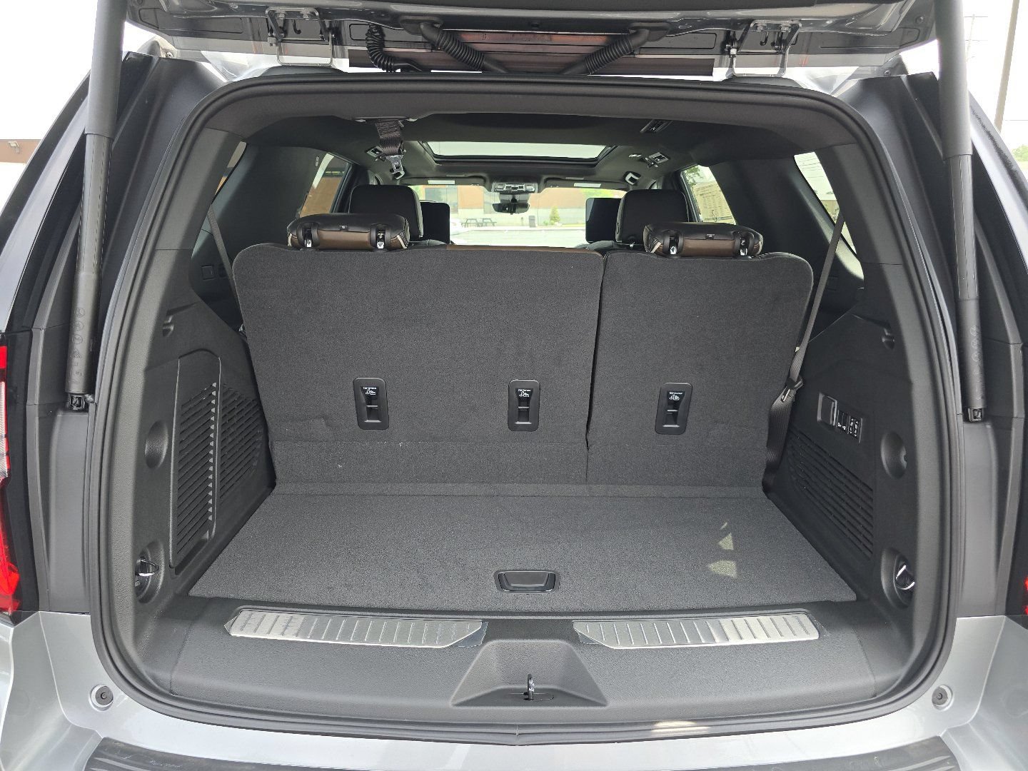 New 2026 GMC Yukon Denali Ultimate AWD/4WD image 27