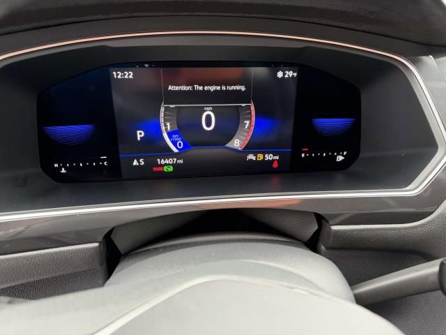 Used 2023 Volkswagen Tiguan SE image 14