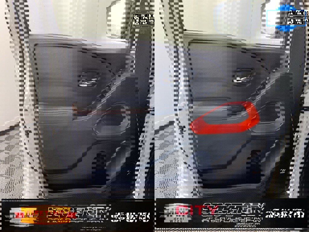 Used 2023 Nissan Frontier PRO-4X w/ Pro-4X Premium Package image 11