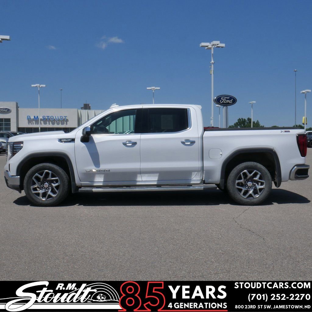 Used 2023 GMC Sierra 1500 SLT w/ SLT Premium Package image 1