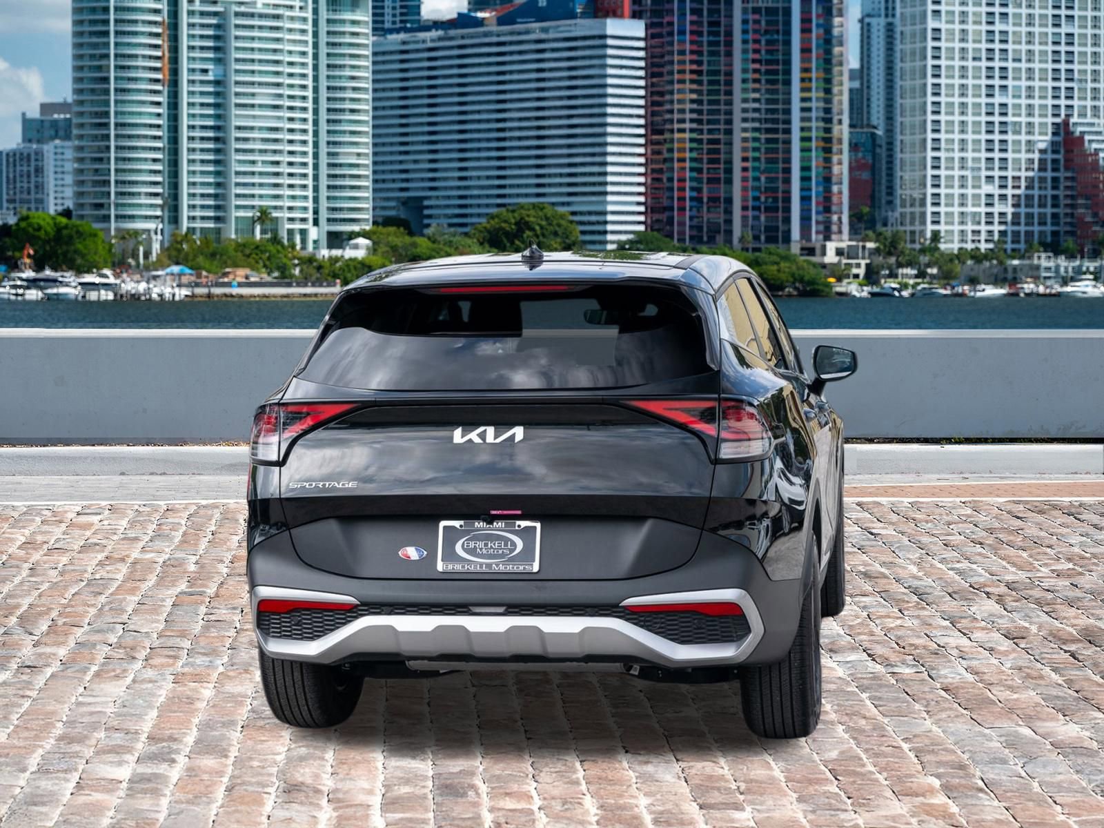 Used 2025 Kia Sportage LX FWD image 6