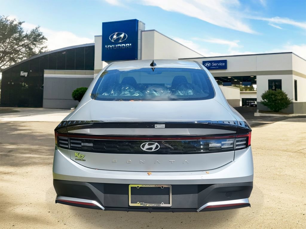 New 2025 Hyundai Sonata SE image 5