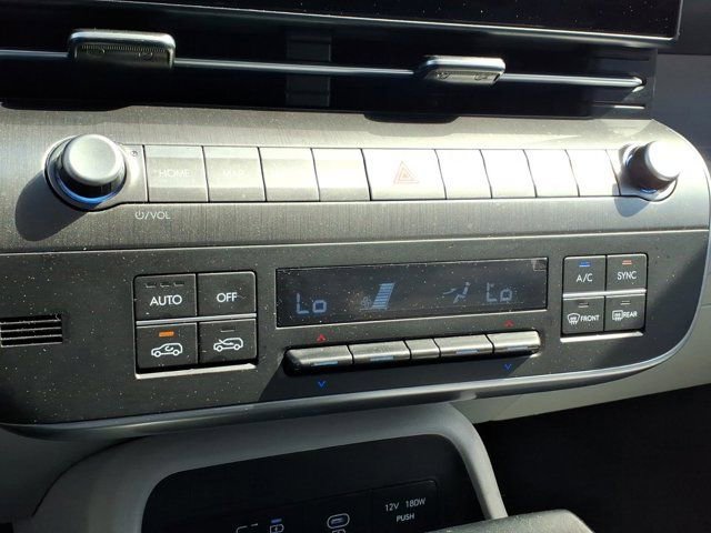 Used 2025 Hyundai Kona SEL FWD image 10