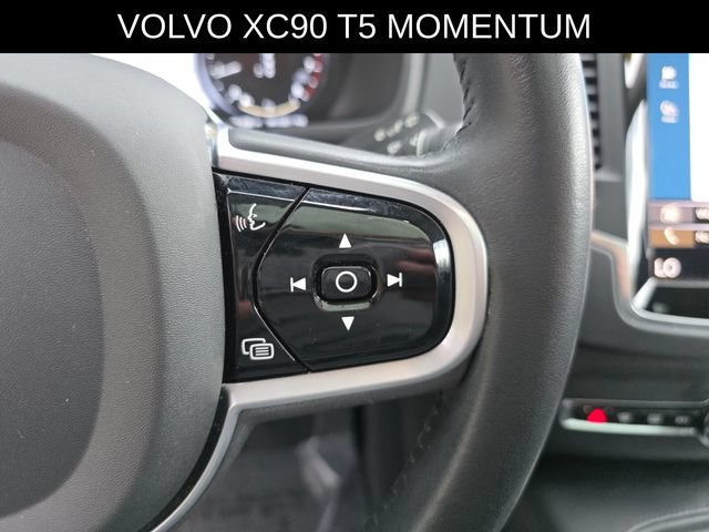Used 2022 Volvo XC90 T5 Momentum w/ Protection Package Premier FWD image 32