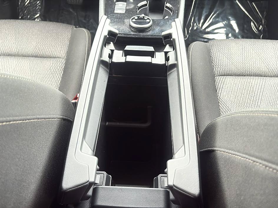 Certified 2025 Nissan Rogue SV AWD/4WD image 42