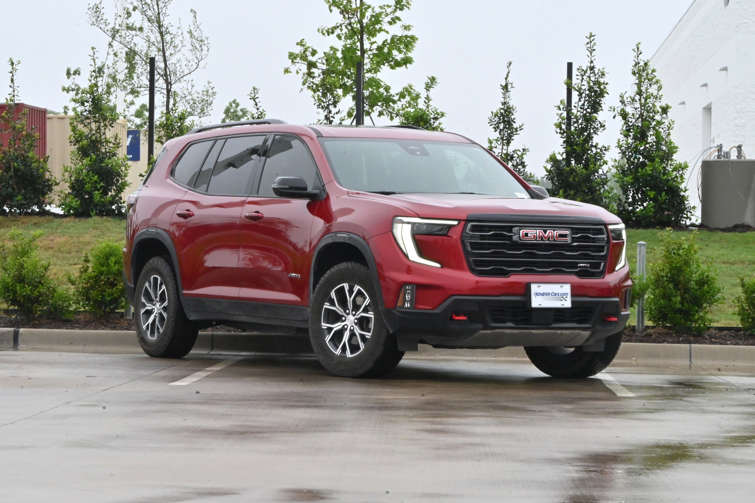 Used 2024 GMC Acadia AT4 w/ Luxury Package image 2