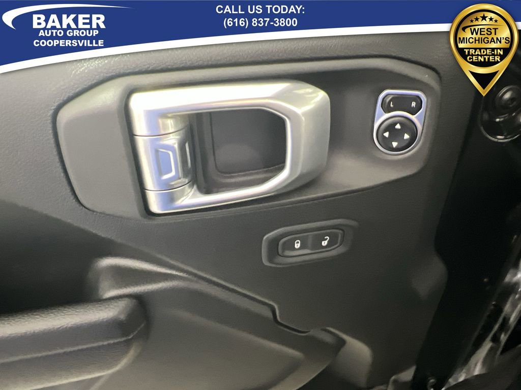 Used 2024 Jeep Wrangler Unlimited w/ Convenience Group image 22