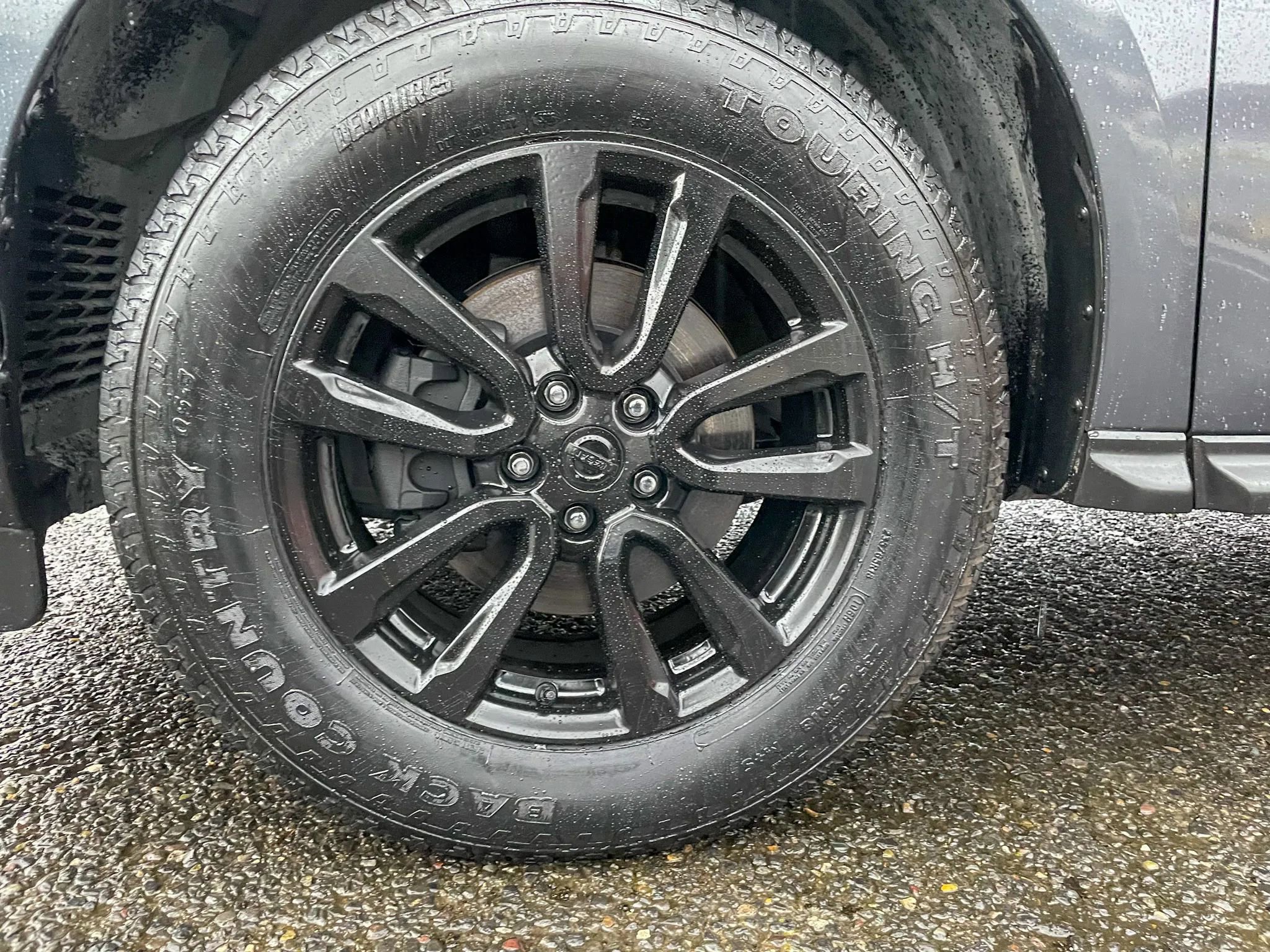 Used 2014 Nissan Pathfinder S image 40